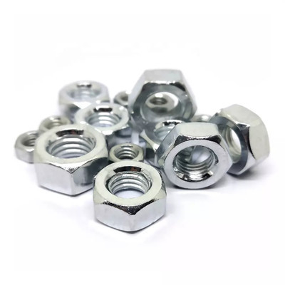 Las tuercas hexagonales de acero inoxidables de M4 M5 M6 M8 M10 M12 galvanizaron