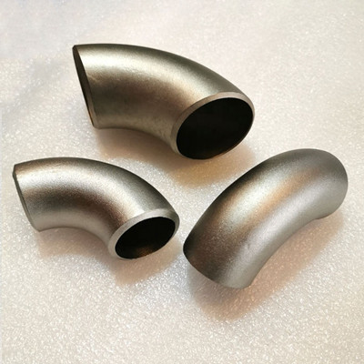 Codo de acero inoxidable ASTM A105 el presionar caliente de Sch 80